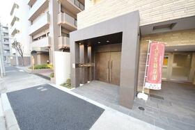 8/8 エントランス