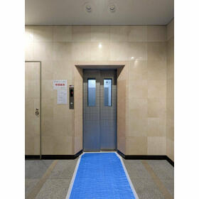 4/4 エントランス