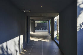 14/15 エントランス