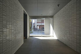 15/16 エントランス