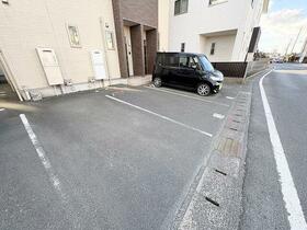 8/8 駐車場