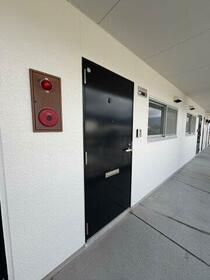 2/3 エントランス