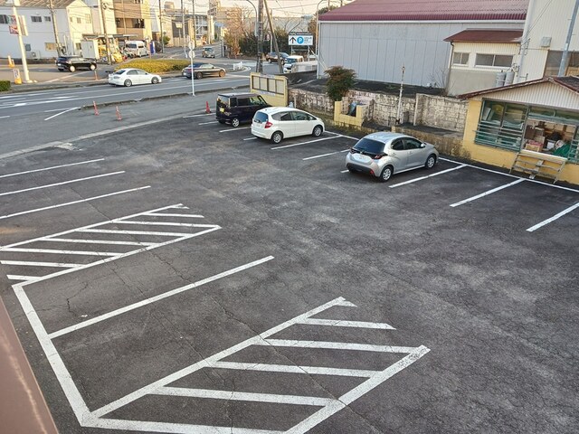 14/20 駐車場