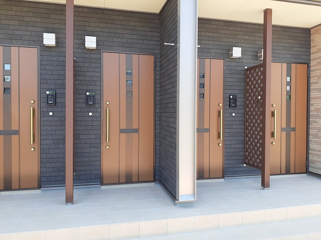 13/20 エントランス