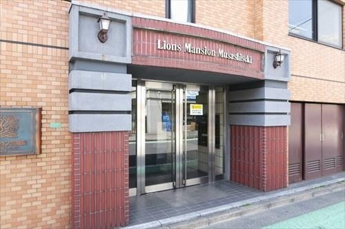 4/4 エントランス