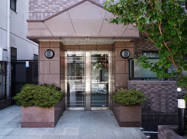 4/4 エントランス