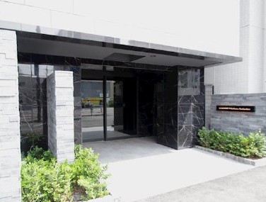 8/8 エントランス