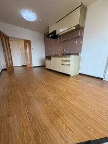 3/7 リビング/ダイニング