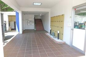 15/15 エントランス