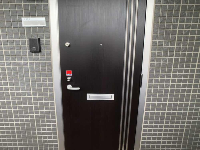 18/28 エントランス