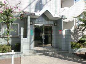 15/16 エントランス