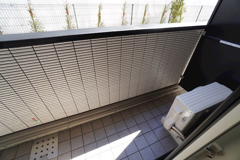 14/16 バルコニー