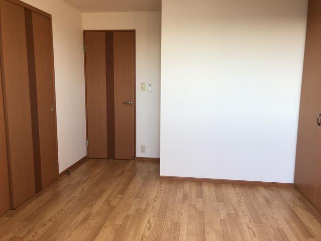 21/30 エントランス