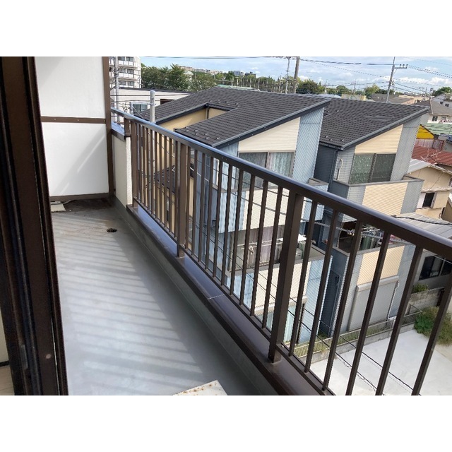 13/18 バルコニー