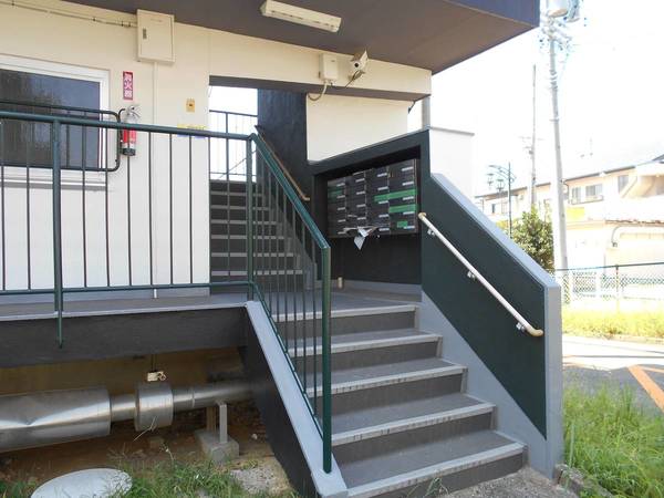 2/3 エントランス