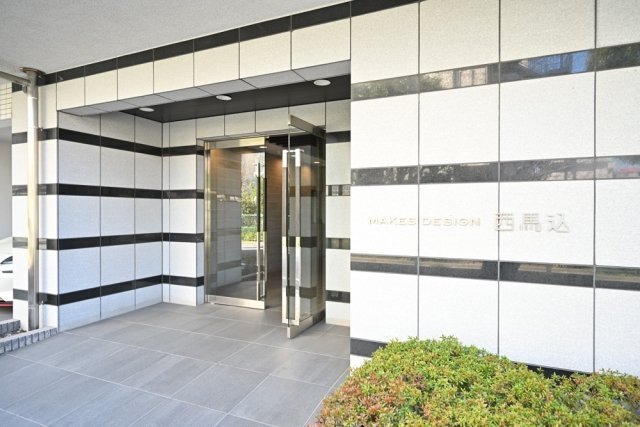 6/11 エントランス