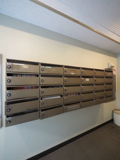 19/20 エントランス