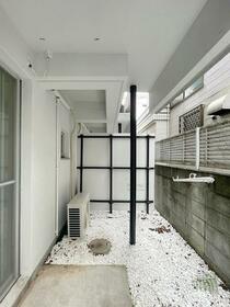 14/16 バルコニー