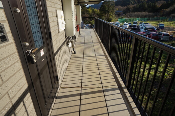 18/19 エントランス