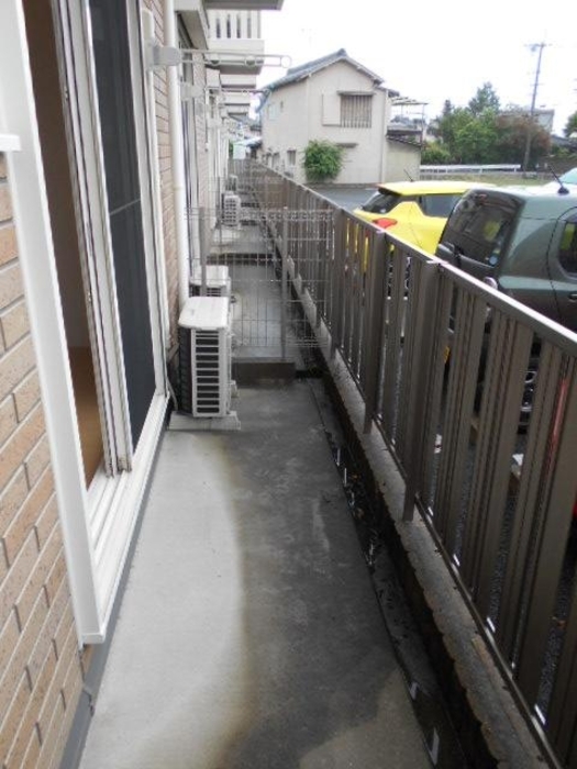 19/27 バルコニー