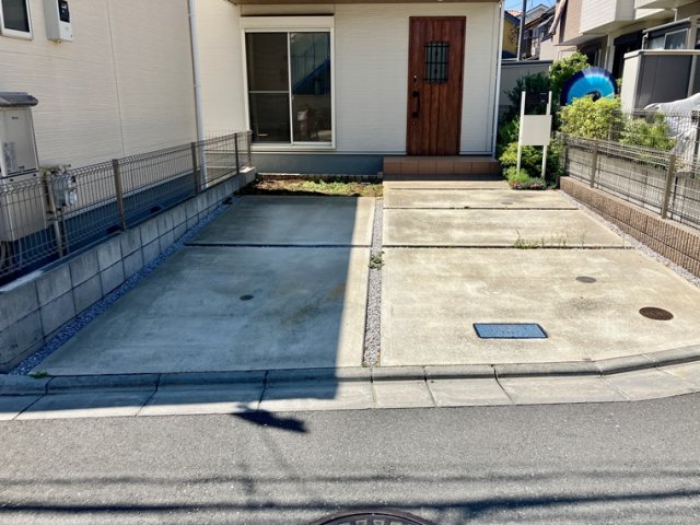 3/3 駐車場