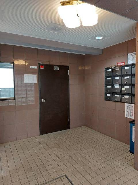 22/22 エントランス