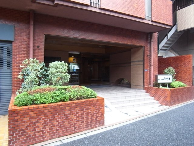 9/11 エントランス