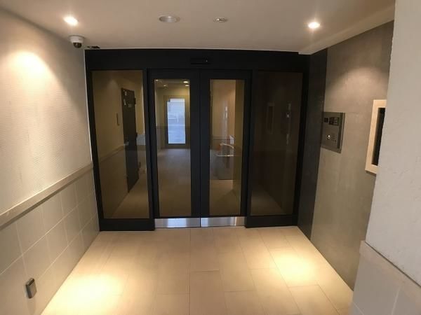 4/4 エントランス