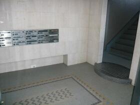 15/16 エントランス