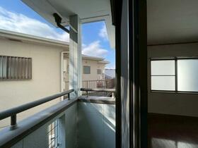 17/17 エントランス