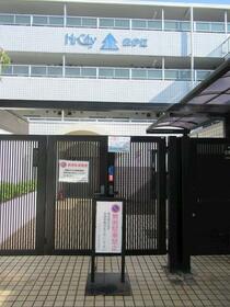 14/15 エントランス