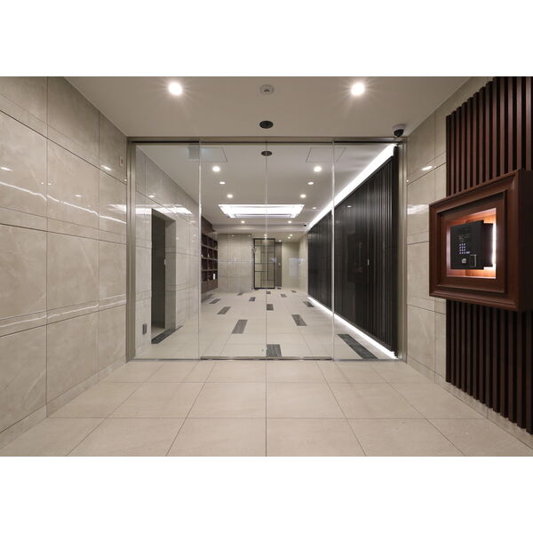 19/21 エントランス