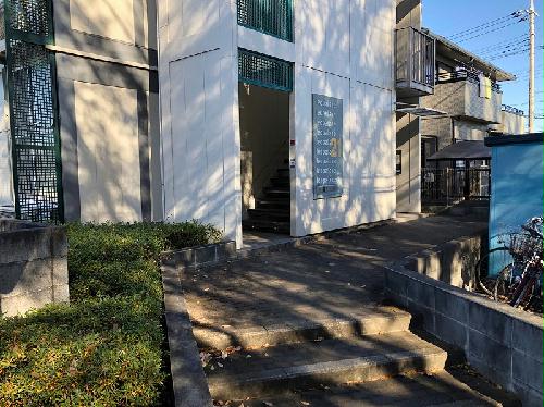 14/14 エントランス