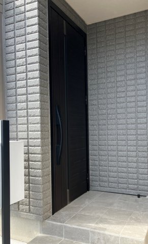 2/2 エントランス