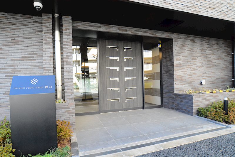 2/2 エントランス