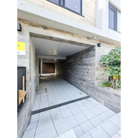 5/8 エントランス