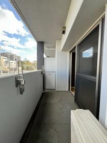 13/16 バルコニー