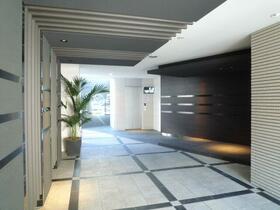 15/16 エントランス