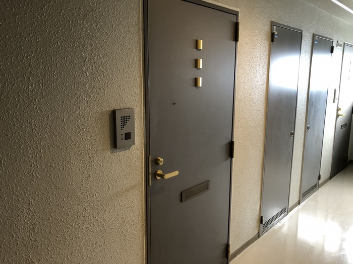 14/26 エントランス