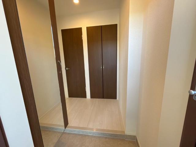 13/27 玄関