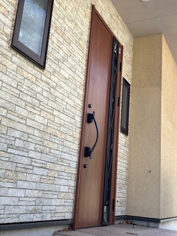 18/19 エントランス