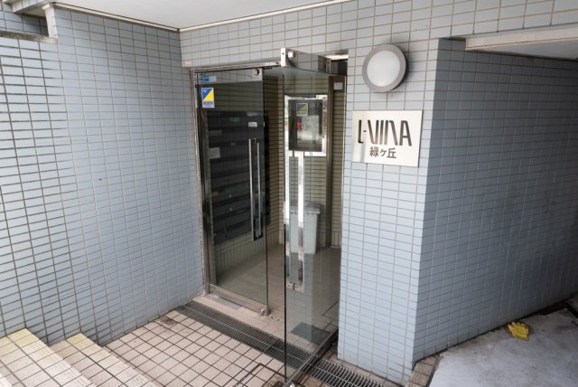 24/26 エントランス