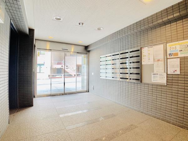 5/8 エントランス