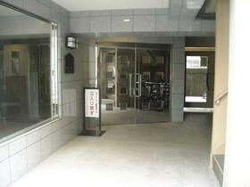 3/3 エントランス