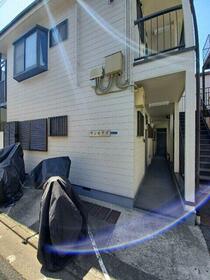 16/16 エントランス