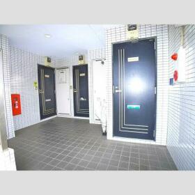 14/14 エントランス