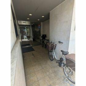 15/16 エントランス