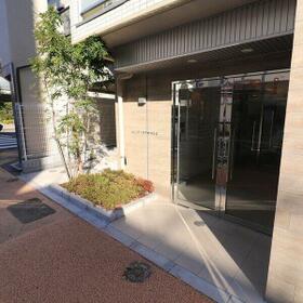 15/16 エントランス