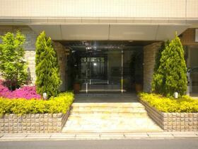 15/16 エントランス