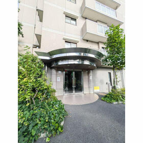 4/5 エントランス